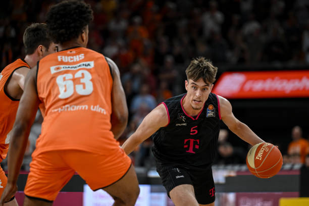 进攻端的重 进攻端的重